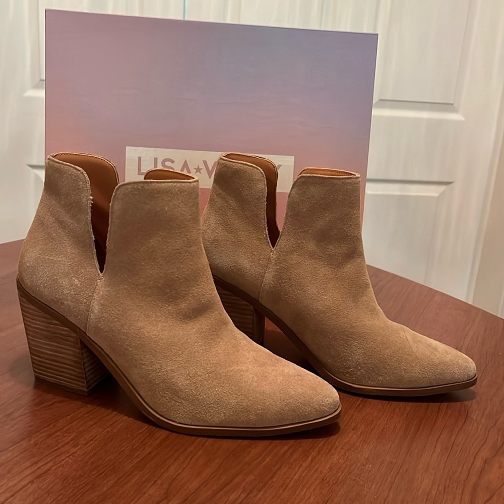 Lisa Vicky Kicky-V Suede Booties, 9M